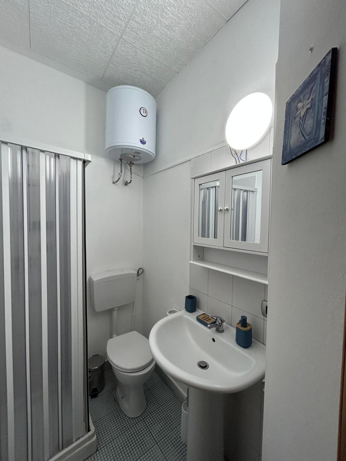 Gammazita Apartment Aeroporto di Catania Fontana Rossa Esterno foto